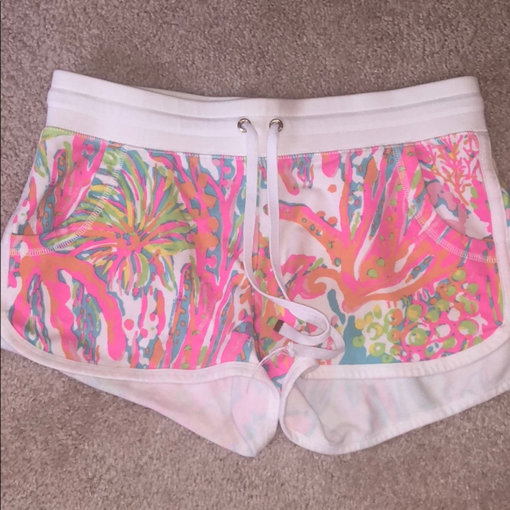 Lilly Pulitzer Chrissy Short Scuba to Cuba print